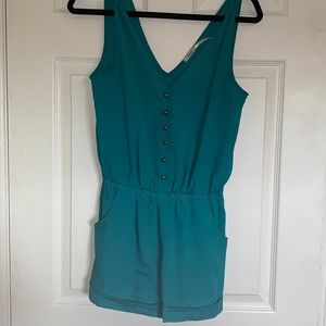Adorable dark green kimchi blue romper. Sz S
